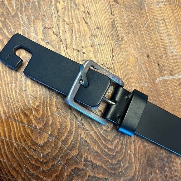 JAMES Campbell men's leather belt - Picture 1 of 4